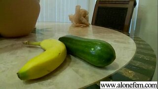 Cute Teen Amateur Jugando Con Consoladores vid-14 Cute Teen Amateur Jugando Con Consoladores vid-14